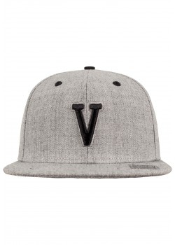 Шапка с козирка в сив и черен цвят Letter Snapback V Шапка с козирка в сив и черен цвят Letter Snapback V