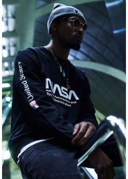 Мъжка блуза Mister Tee NASA в черен цвят