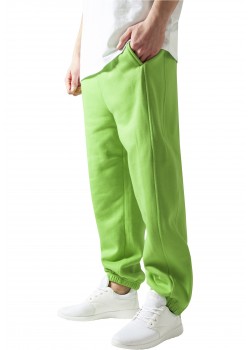 Мъжко изчистено долнище в зелен цвят Urban Classics TB014B limegreen Мъжко изчистено долнище в зелен цвят Urban Classics TB014B limegreen