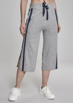 Дамски панталони в сив цвят Urban Classics Ladies Taped Terry Culotte grey/navy  Дамски панталони в сив цвят Urban Classics Ladies Taped Terry Culotte grey/navy