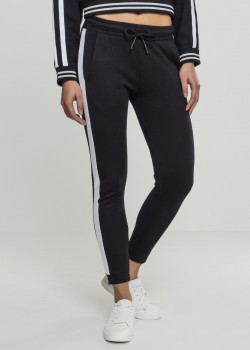Дамско спортно долнище в черен цвят Urban Classics Дамско спортно долнище в черен цвят Urban Classics