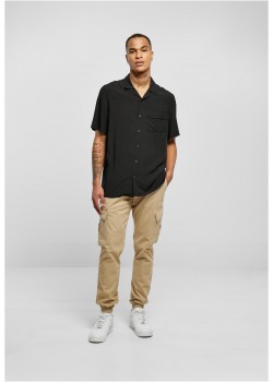 Мъжка риза в черен цвят Urban Classics Camp Shirt Мъжка риза в черен цвят Urban Classics Camp Shirt