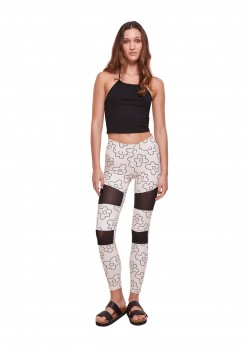 Дамски клин в цвят екрю Urban Classics Ladies AOP Leggings Дамски клин в цвят екрю Urban Classics Ladies AOP Leggings