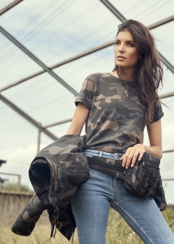 Колан чанта с държач за бутилка тъмен камуфлаж Brandit Колан чанта с държач за бутилка тъмен камуфлаж Brandit