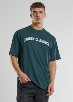 Мъжка тениска Urban Classics UC College Logo bottlegreen Мъжка тениска Urban Classics UC College Logo bottlegreen