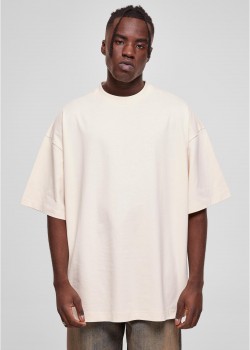 Мъжка овърсайз тениска в цвят пясък Urban Classics Huge Tee Мъжка овърсайз тениска в цвят пясък Urban Classics Huge Tee