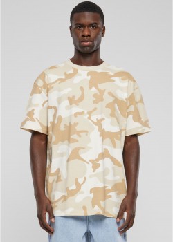 Мъжка тениска в светъл камуфлаж Urban Classics Oversized Мъжка тениска в светъл камуфлаж Urban Classics Oversized