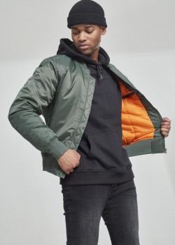 Мъжко яке тип бомбър Urban Classics olive в цвят маслина