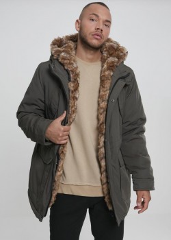 Мъжко зимно яке Urban Classics в цвят маслина