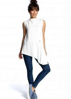 Асиметричен топ в цвят екрю B069