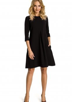 Рокля тип плисе в черен цвят M338